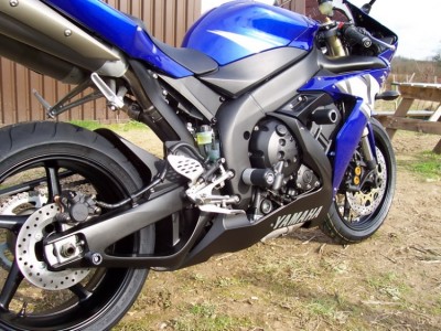 Padací chrániče (spodní, zadní) - Yamaha YZF-R1 lowers '04-'06